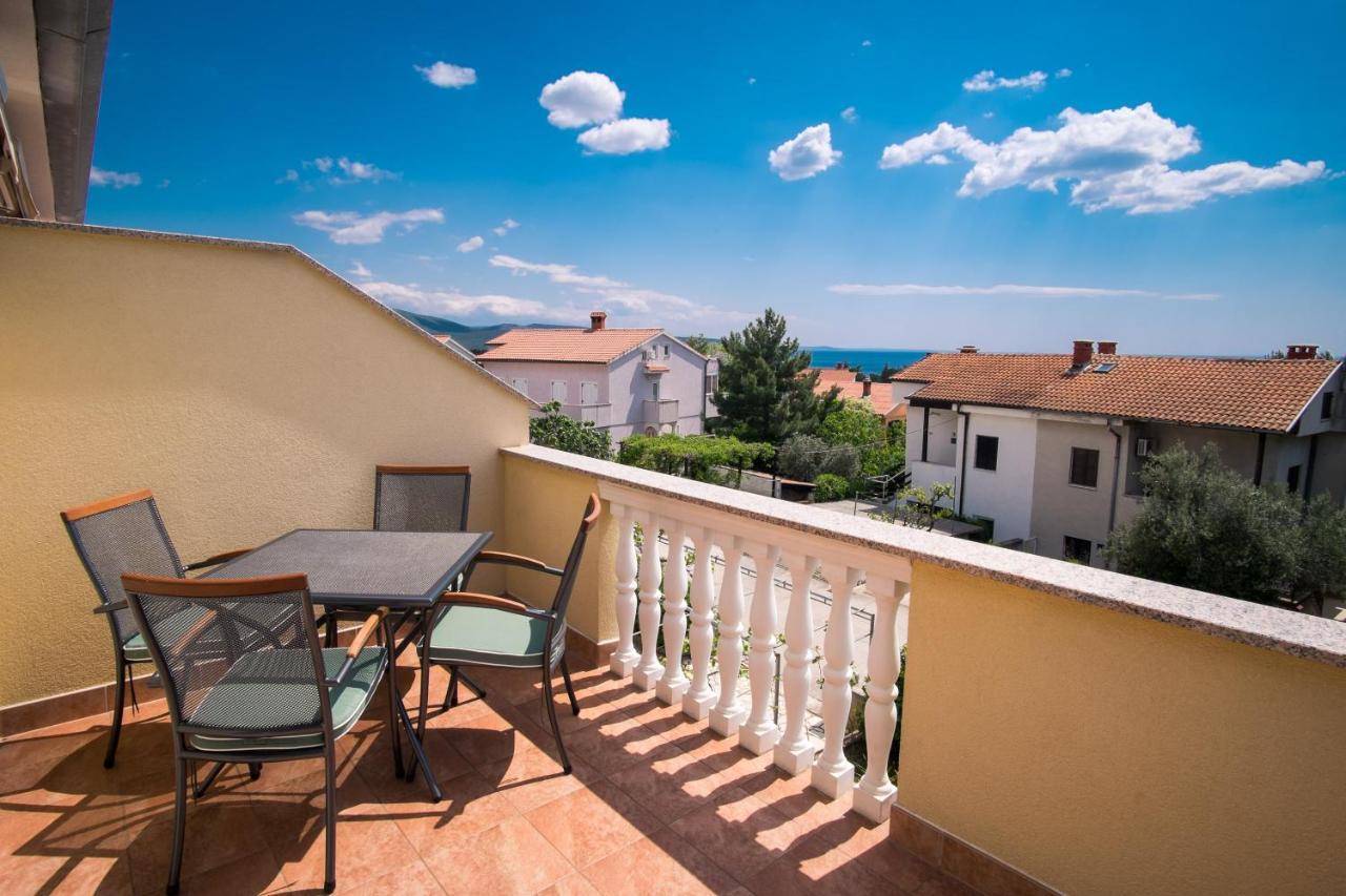 Apartments Bogdanic Krk I Krk Town Exterior photo